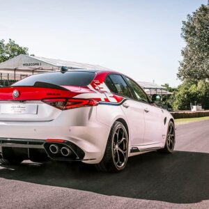 Giulia Racing Edition 1:1 Replica Carbon Spoiler